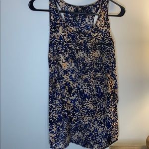 Silky tank blouse in blue, black and tan specks